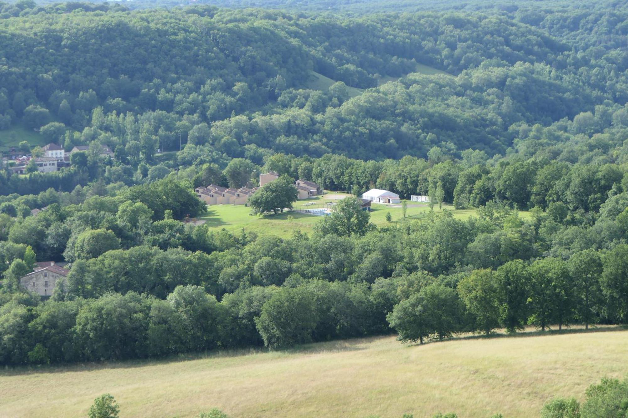 Village Bord De Ciel Caylus 외부 사진